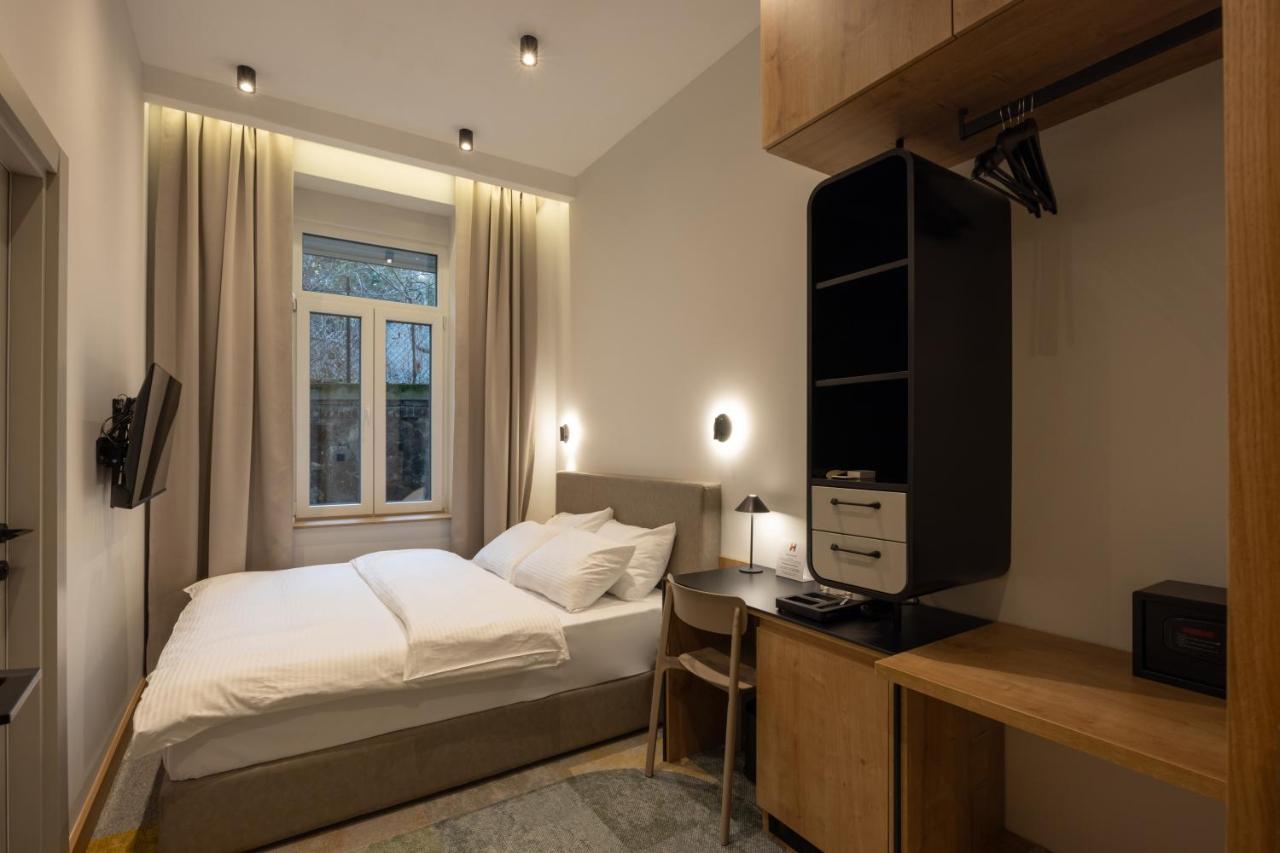 Hop Inn Rooms & Suites Белград Екстер'єр фото