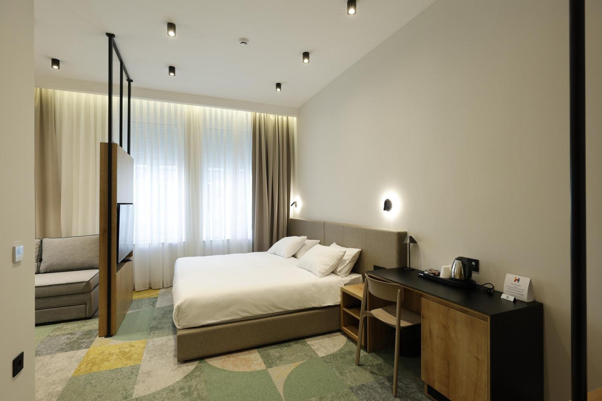 Hop Inn Rooms & Suites Белград Екстер'єр фото